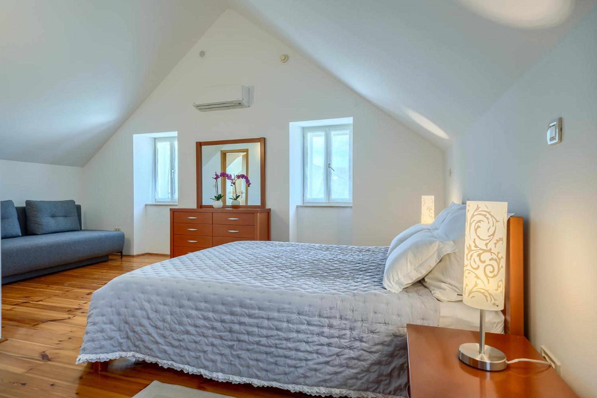 Villa Bonaca Perfect Location For A Holiday With Friends Or Family, Heated Pool Sumartin Dış mekan fotoğraf