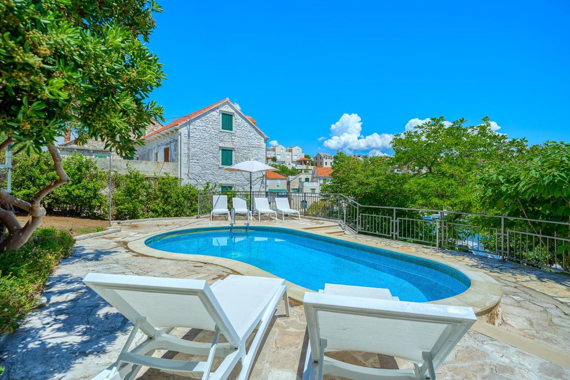 Villa Bonaca Perfect Location For A Holiday With Friends Or Family, Heated Pool Sumartin Dış mekan fotoğraf